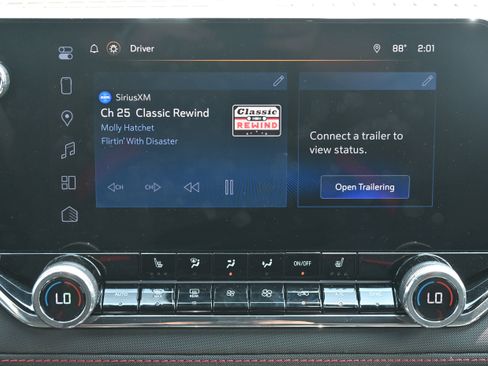 Used 2025 Chevrolet Colorado Z71 w/ Technology Package image 27