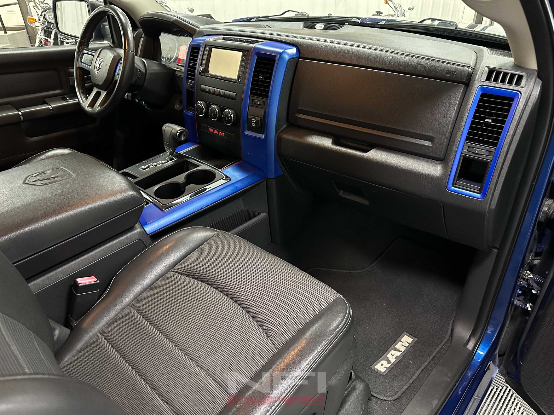 Used 2011 RAM 1500 R/T w/ Remote Start & Security Group RWD image 31