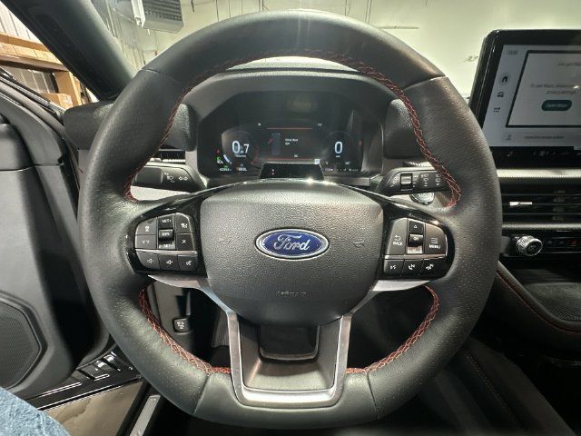 Certified 2025 Ford Explorer ST-Line AWD/4WD image 15