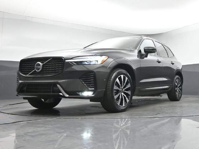 Used 2024 Volvo XC60 B5 Plus w/ Protection Package Premier AWD/4WD image 35