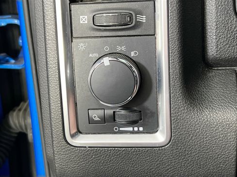 Used 2022 RAM 1500 Classic Warlock AWD/4WD image 10