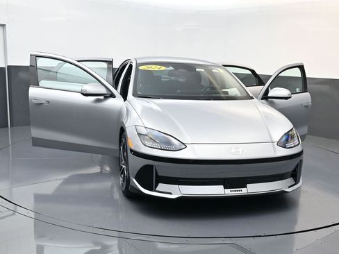Certified 2024 Hyundai Ioniq 6 Limited image 25