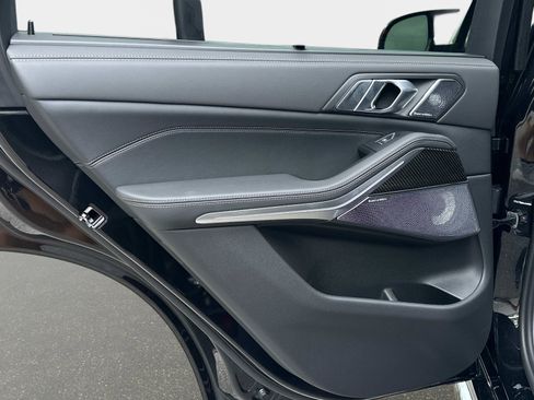 New 2026 BMW X5 M60i image 13