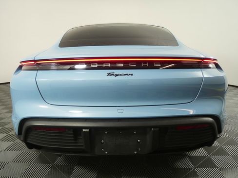 Used 2022 Porsche Taycan image 6