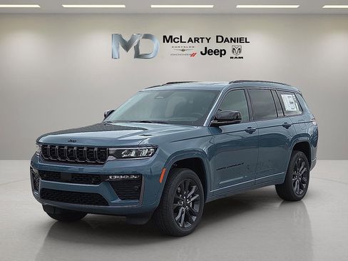 New 2026 Jeep Grand Cherokee L Limited AWD/4WD image 2