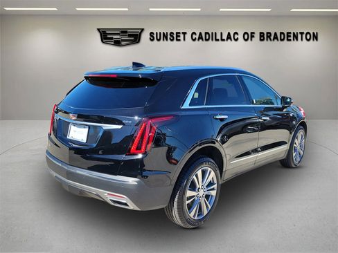 Certified 2023 Cadillac XT5 Premium Luxury w/ Platinum Package image 4