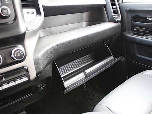 Used 2023 RAM 2500 Tradesman RWD image 39