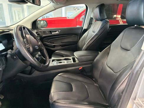 Used 2022 Ford Edge Titanium AWD/4WD image 8
