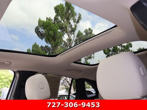 Certified 2023 Mercedes-Benz GLA 250 4MATIC image 5