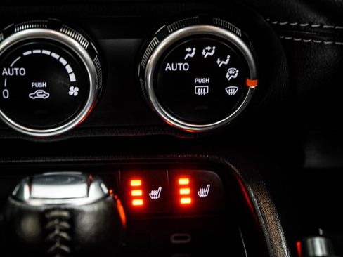 Used 2024 MAZDA MX-5 Miata RF Grand Touring image 24