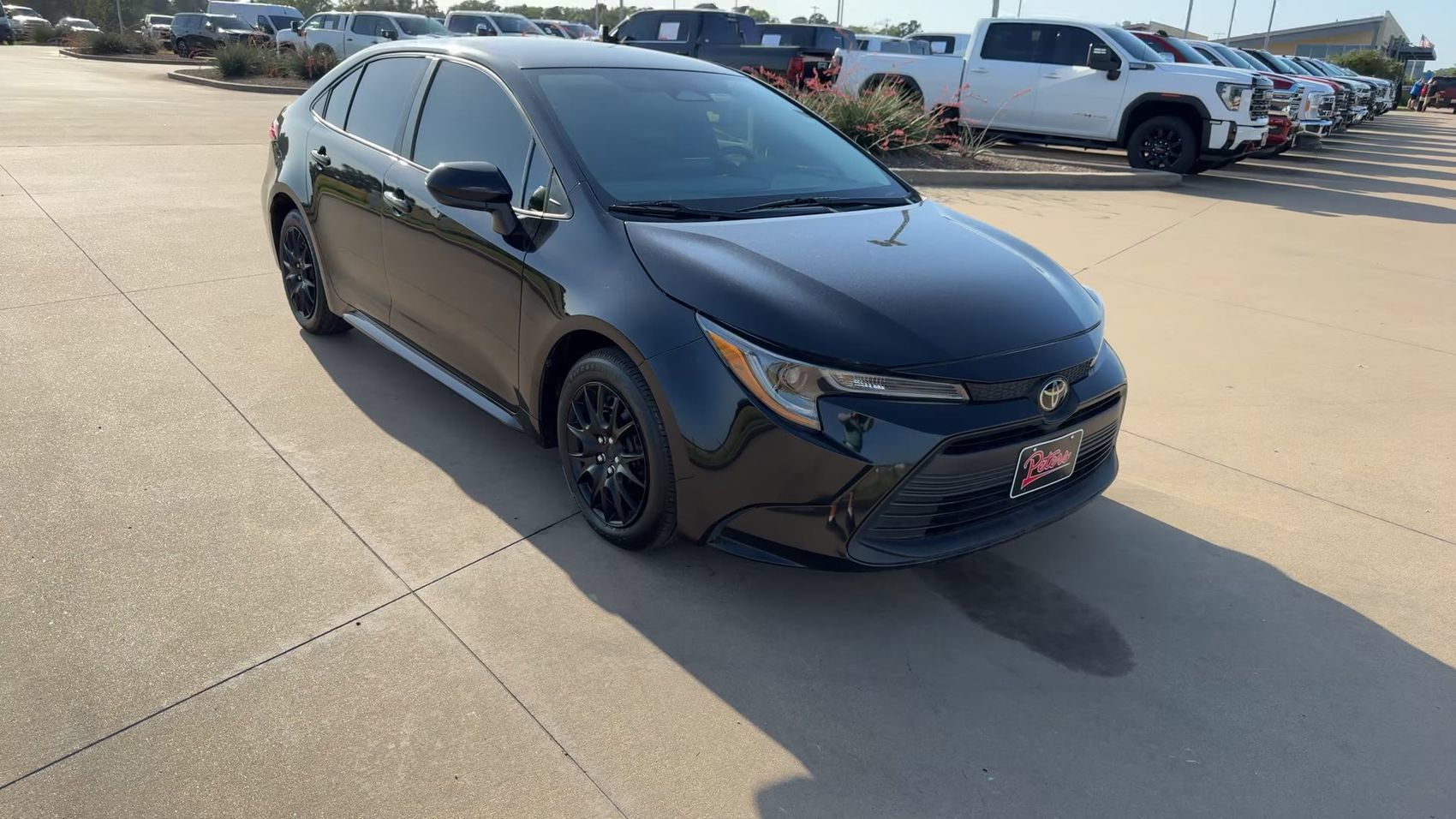 Used 2024 Toyota Corolla LE FWD image 3