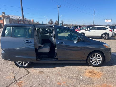 Used 2012 MAZDA MAZDA5 Touring image 9
