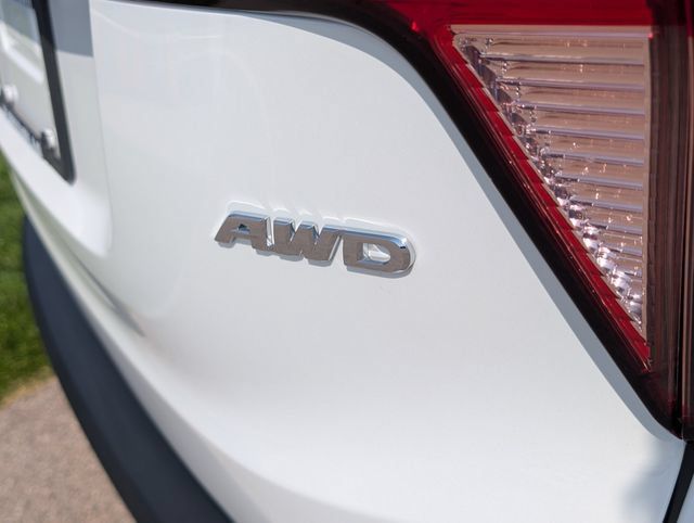 Used 2018 Honda HR-V EX image 29