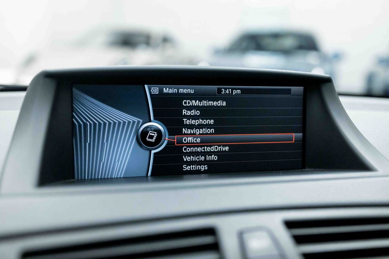 Used 2011 BMW 1 Series M RWD image 49