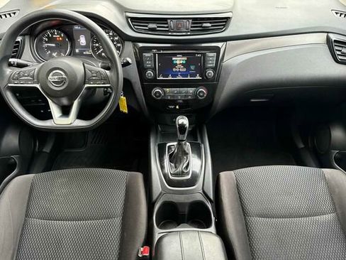Used 2020 Nissan Rogue Sport S w/ Appearance Package image 10