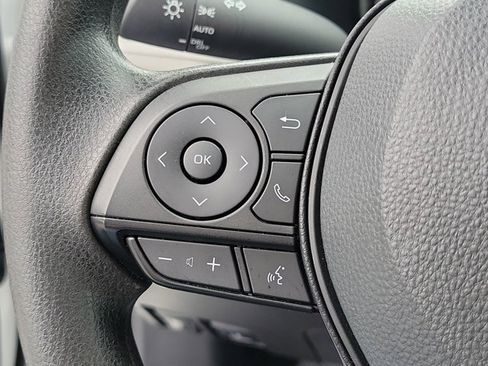 Used 2023 Toyota RAV4 XLE image 30