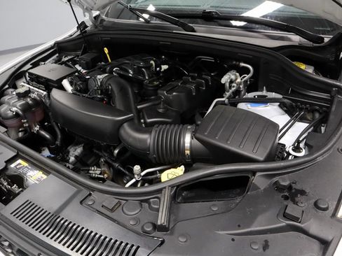 Used 2025 Dodge Durango GT AWD/4WD image 19