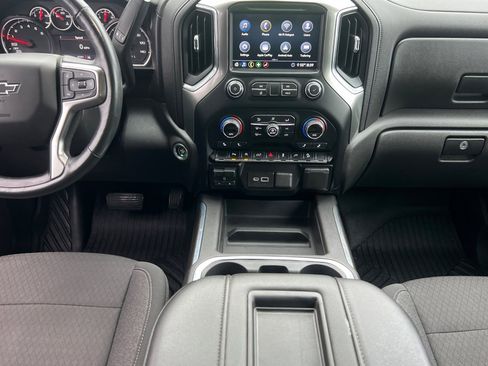 Used 2020 Chevrolet Silverado 1500 RST image 10