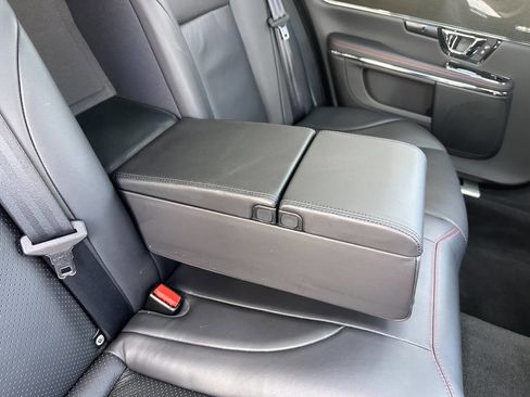 Used 2014 Jaguar XJ R LWB RWD image 78