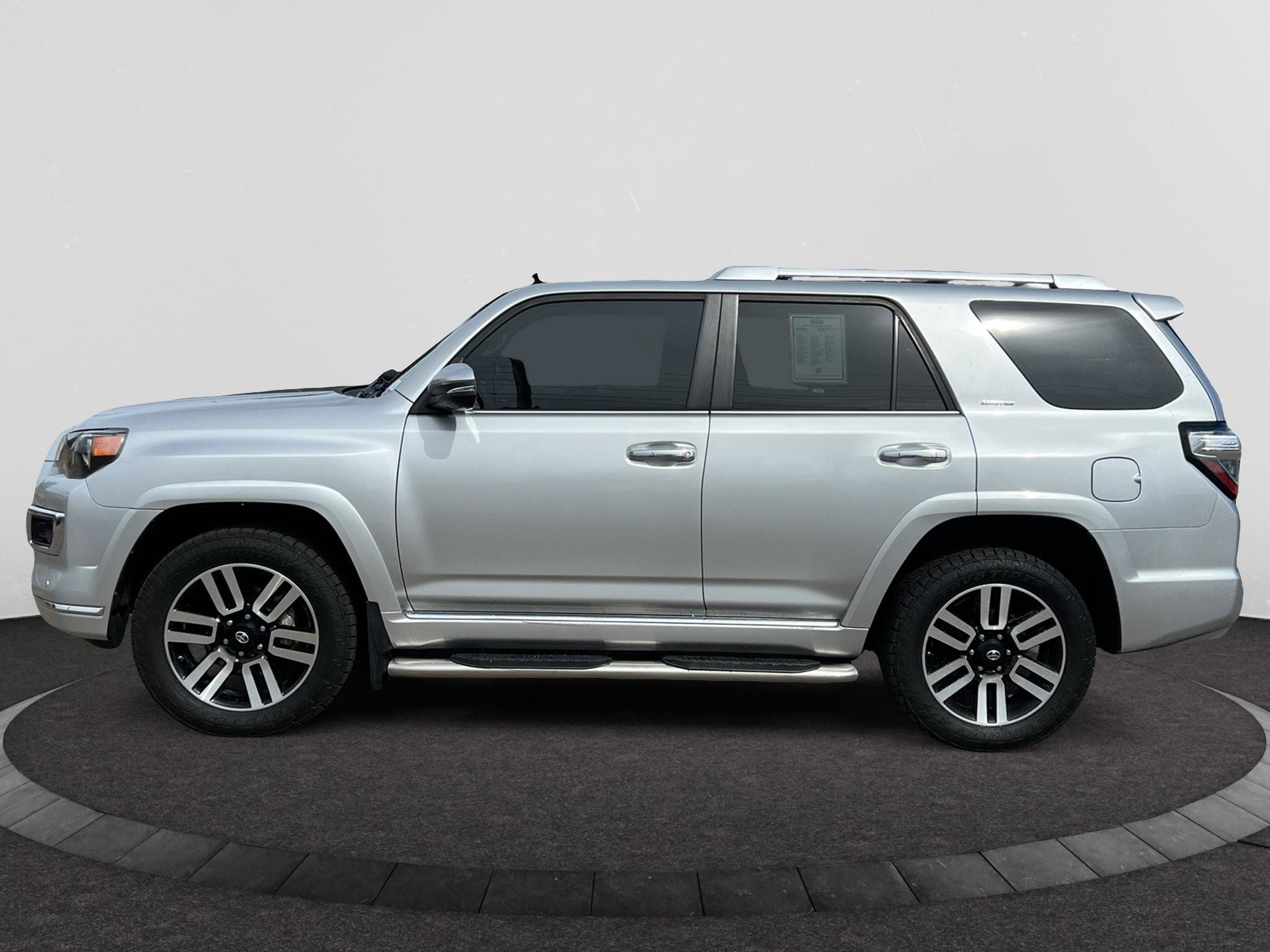 Used 2021 Toyota 4Runner Limited AWD/4WD image 1