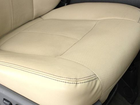 Used 2015 Ford F250 Lariat w/ Chrome Package AWD/4WD image 48