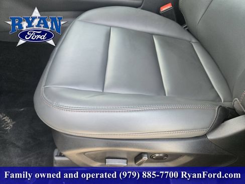 New 2026 Ford Explorer Active w/ Active Comfort Package RWD image 17