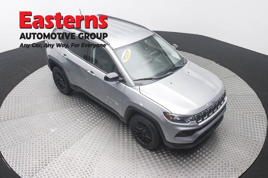 Used 2022 Jeep Compass Latitude AWD/4WD image 4