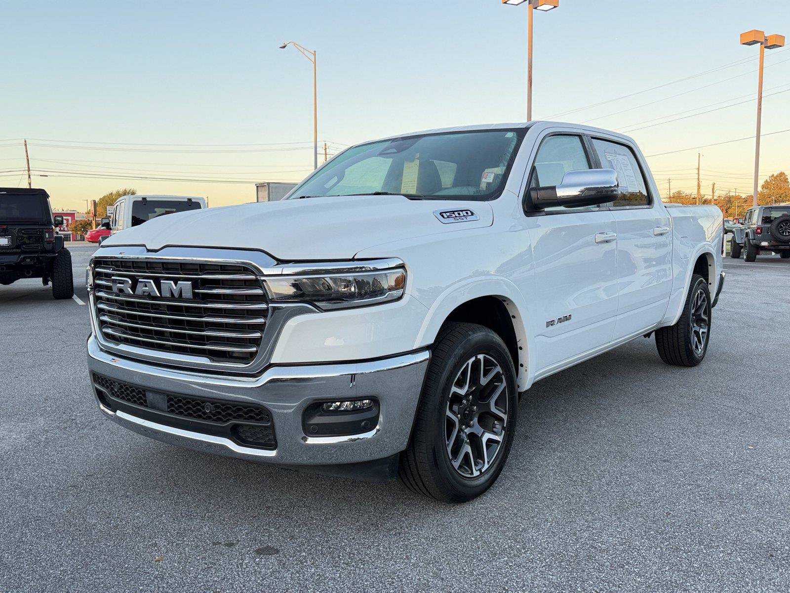 Used 2025 RAM 1500 Laramie AWD/4WD image 2