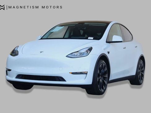 Used 2022 Tesla Model Y Long Range AWD/4WD image 6