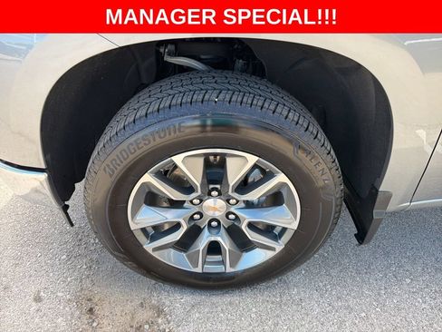 Used 2026 Chevrolet Silverado 1500 LT AWD/4WD image 32