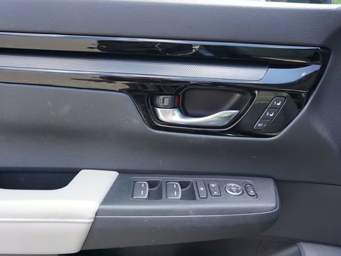 Used 2025 Honda CR-V EX-L image 10