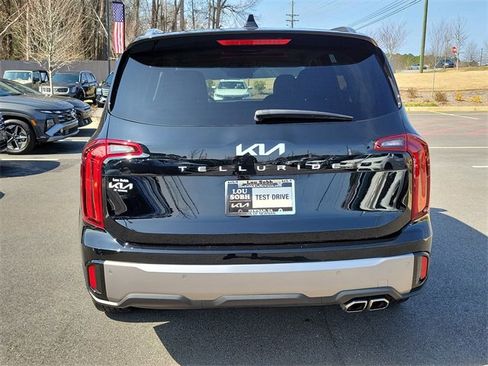 Used 2025 Kia Telluride S image 5