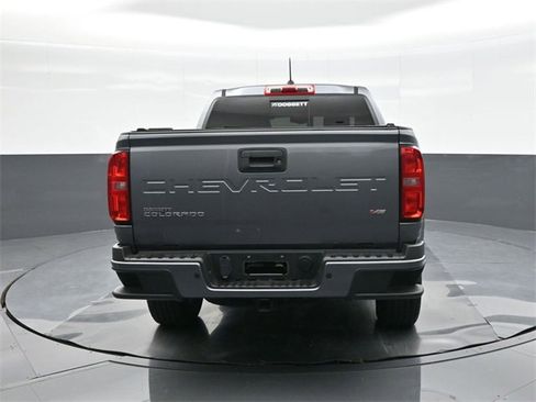 Used 2022 Chevrolet Colorado LT w/ LT Convenience Package image 11