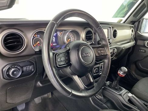 Used 2018 Jeep Wrangler Sport AWD/4WD image 15