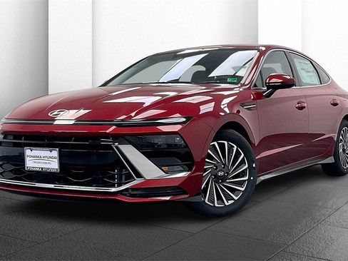 New 2025 Hyundai Sonata SEL image 2