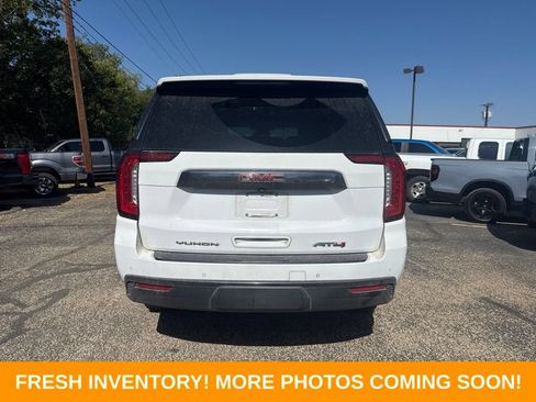 Used 2024 GMC Yukon AT4 AWD/4WD image 3