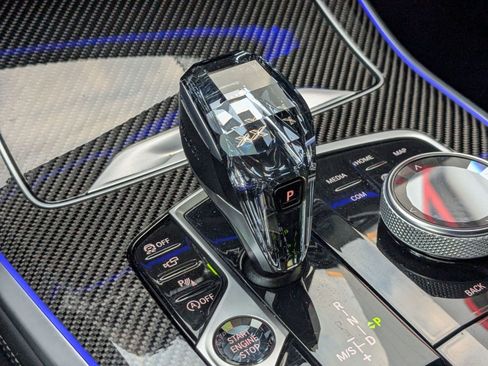 Used 2022 BMW X5 M50i w/ Executive Package image 19