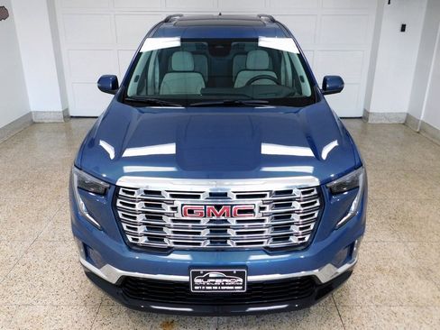 Used 2024 GMC Acadia Denali image 15