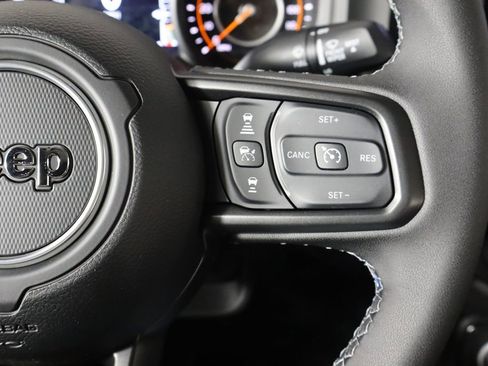 New 2026 Jeep Gladiator Sport image 10