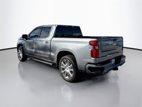 Used 2025 Chevrolet Silverado 1500 High Country image 5