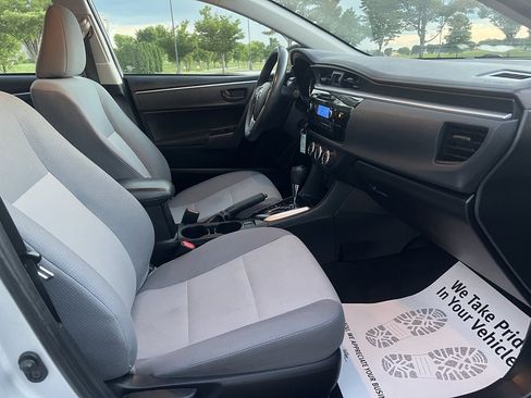 Used 2014 Toyota Corolla L FWD image 11