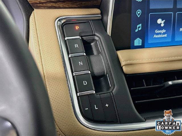 Used 2023 Chevrolet Tahoe Premier AWD/4WD image 18