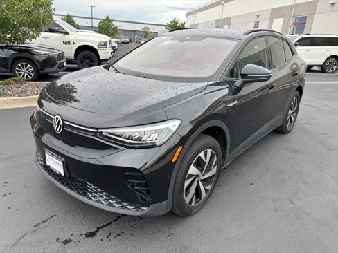 Used 2023 Volkswagen ID.4 Pro AWD/4WD image 3