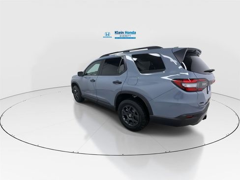 New 2026 Honda Pilot TrailSport image 8
