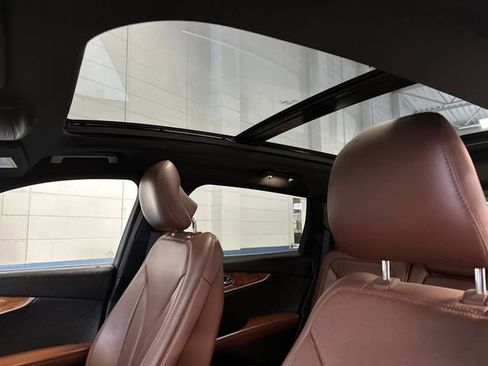 Used 2016 Lincoln MKX Reserve w/ Climate Package image 7