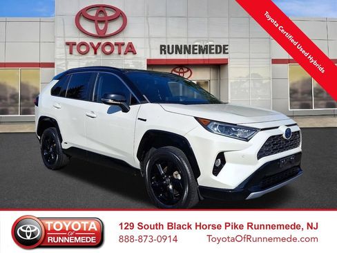 Certified 2021 Toyota RAV4 XSE AWD/4WD image 1