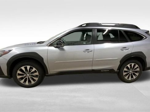 Certified 2023 Subaru Outback Limited AWD/4WD image 2
