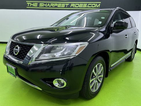 Used 2016 Nissan Pathfinder SL w/ SL Premium Package AWD/4WD image 5
