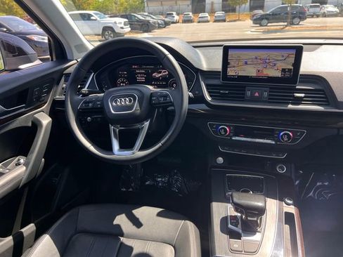 Used 2018 Audi Q5 Prestige w/ Prestige Package AWD/4WD image 18
