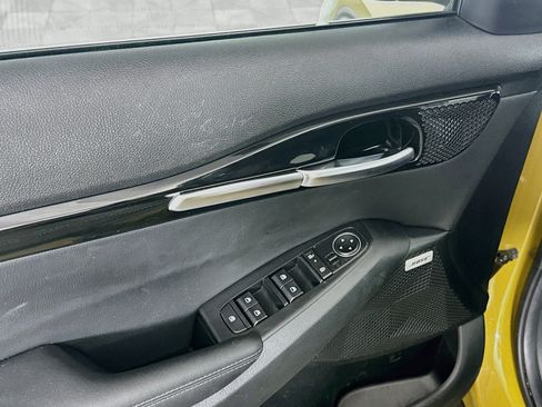 Used 2024 Kia Seltos SX w/ SX Sunroof Package AWD/4WD image 15